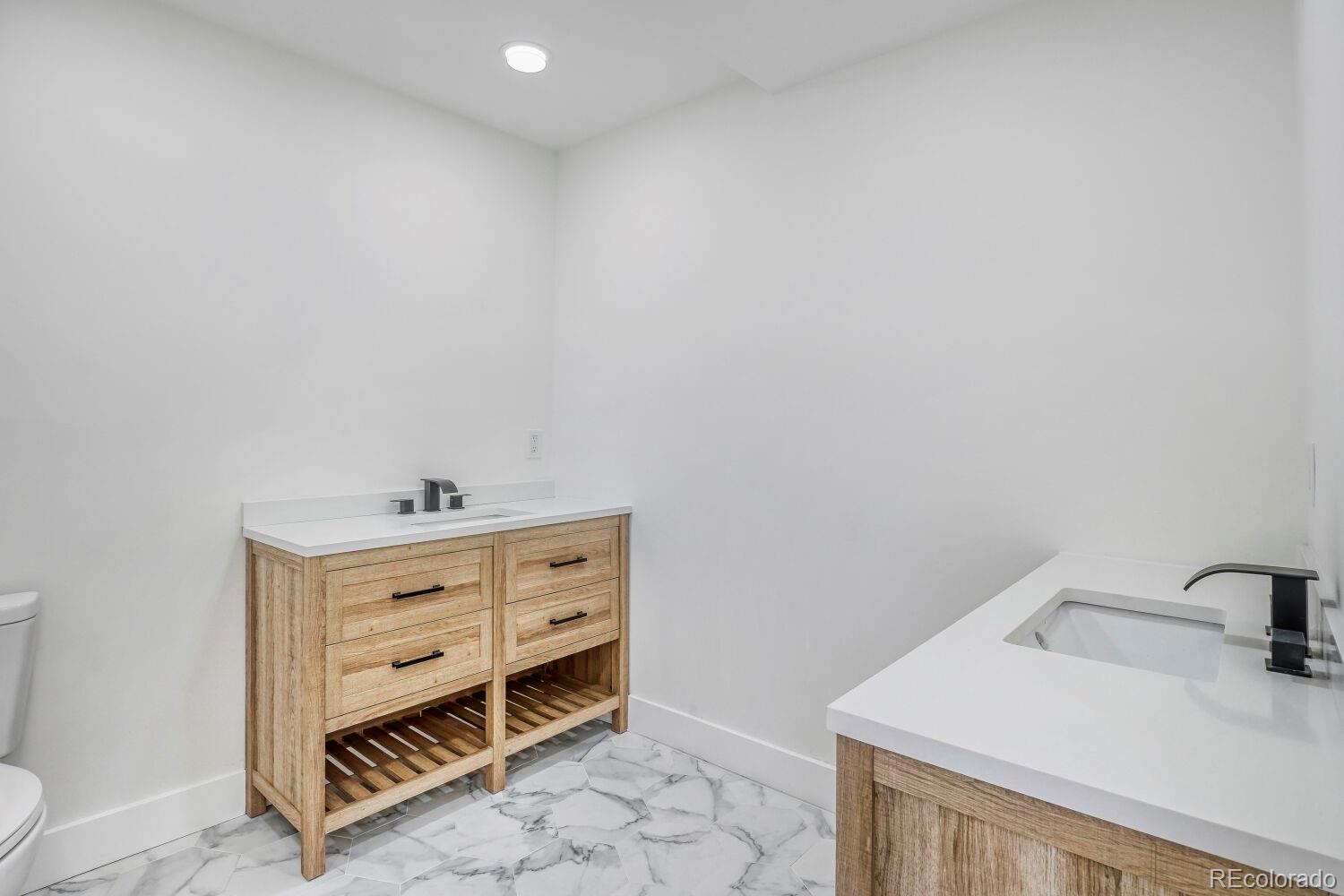 MLS Image #20 for 2261 e dartmouth place,englewood, Colorado