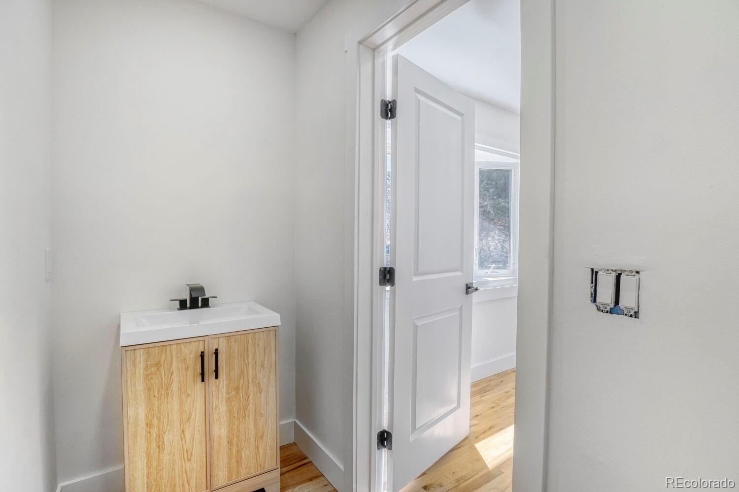 MLS Image #22 for 2261 e dartmouth place,englewood, Colorado