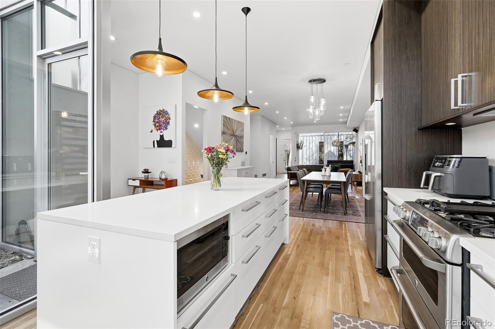 MLS Image #16 for 2516 n clarkson street,denver, Colorado