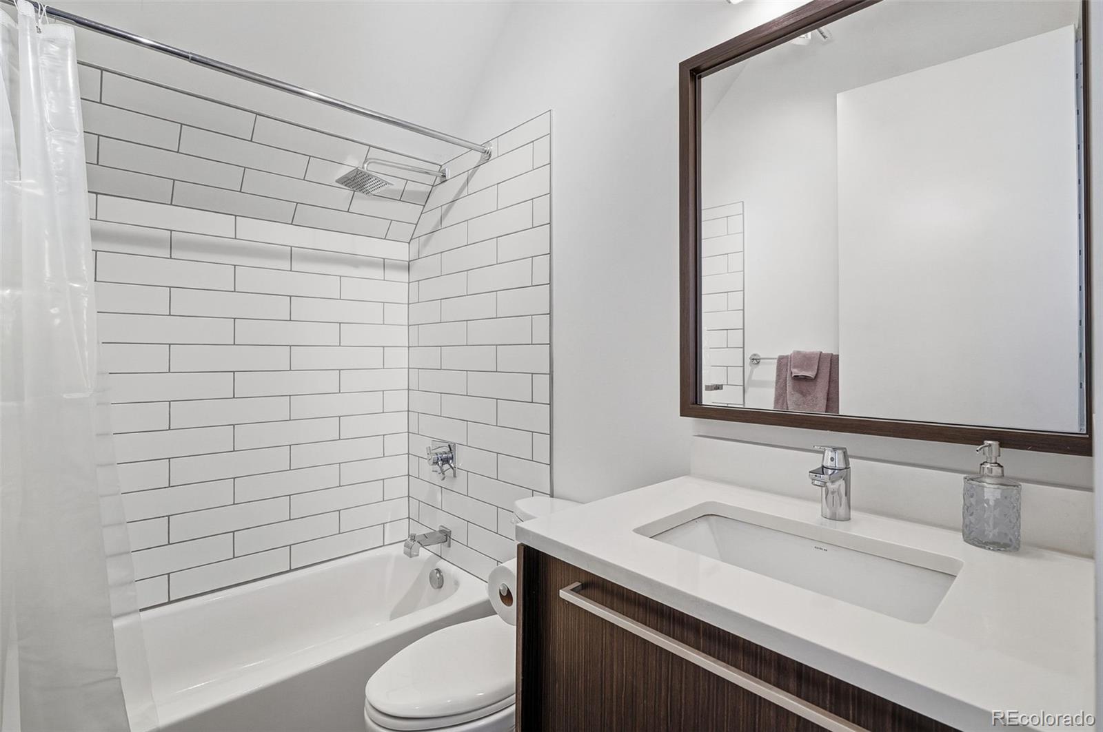 MLS Image #27 for 2516 n clarkson street,denver, Colorado