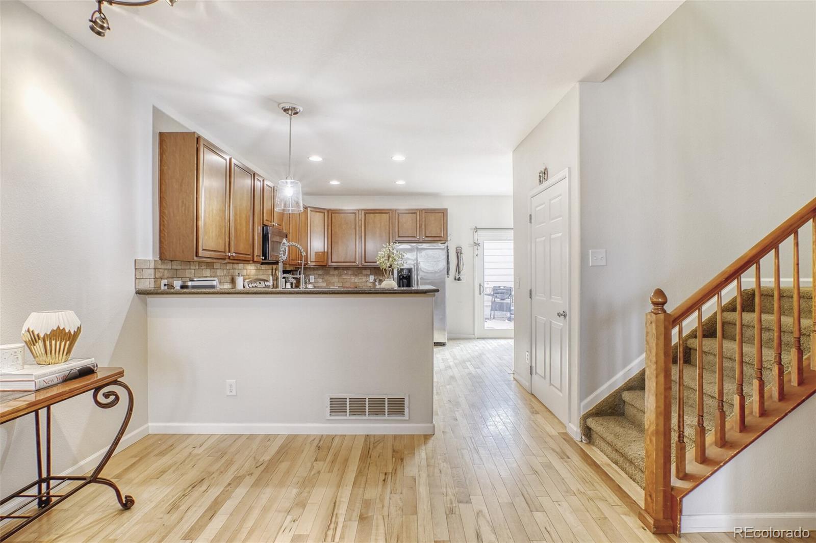 MLS Image #9 for 22735 e ottawa place,aurora, Colorado