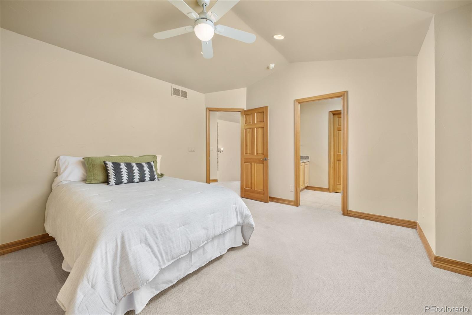 MLS Image #20 for 2423 s cook street,denver, Colorado