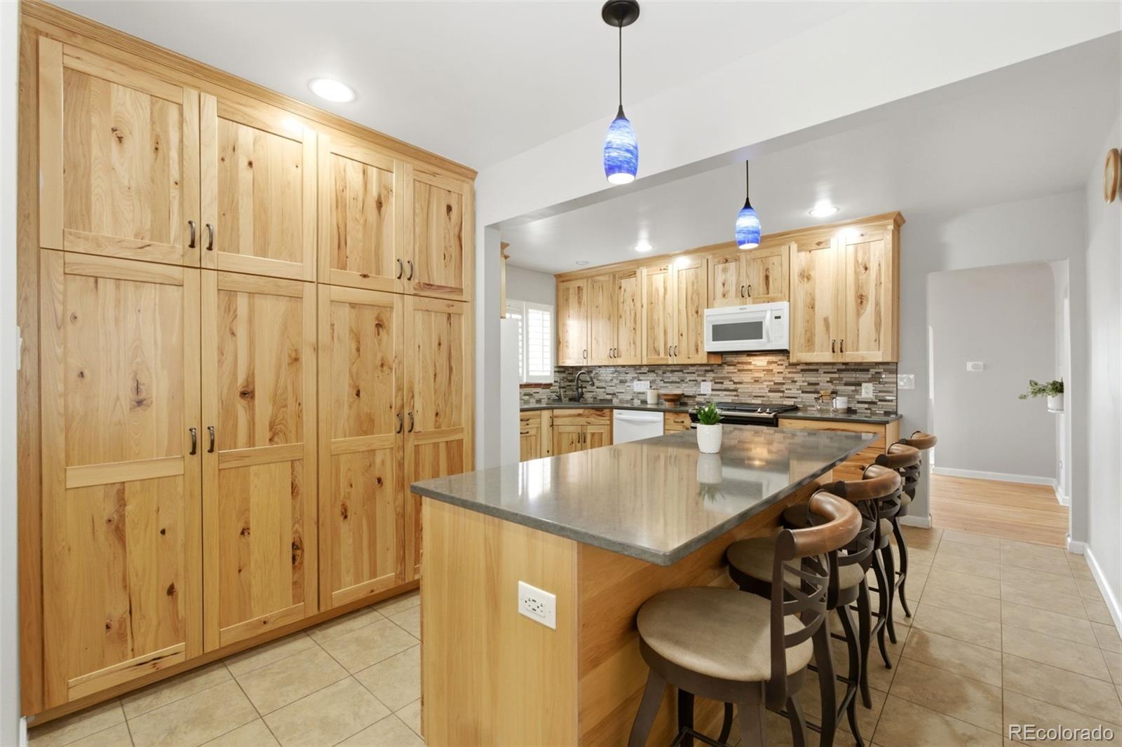 MLS Image #6 for 124 s decatur street,denver, Colorado