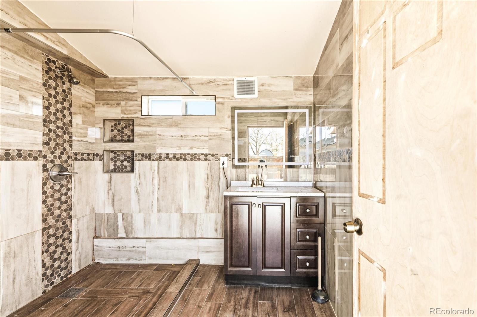 MLS Image #14 for 6538  highway 2 ,commerce city, Colorado