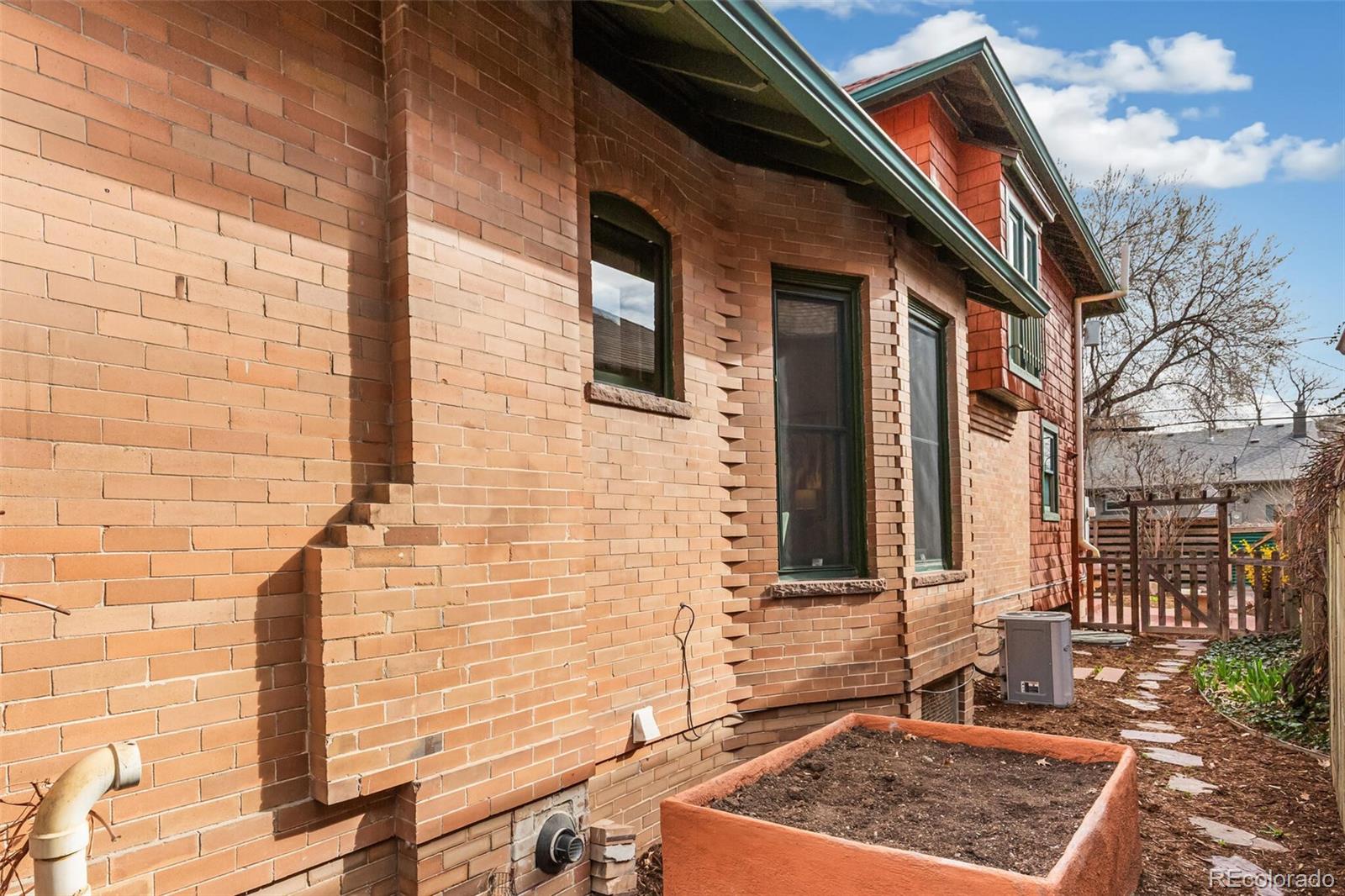 MLS Image #38 for 2576  dexter street,denver, Colorado