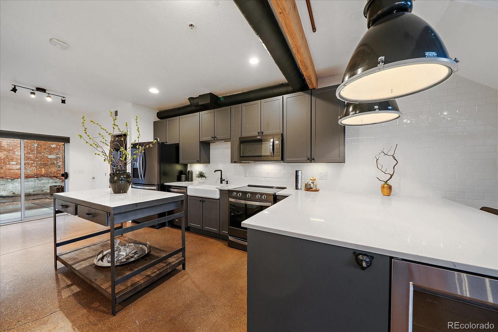MLS Image #15 for 3033  blake street 123,denver, Colorado