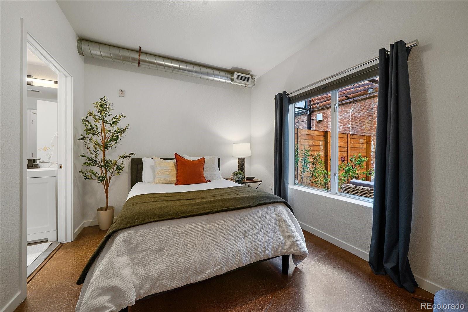 MLS Image #20 for 3033  blake street 123,denver, Colorado