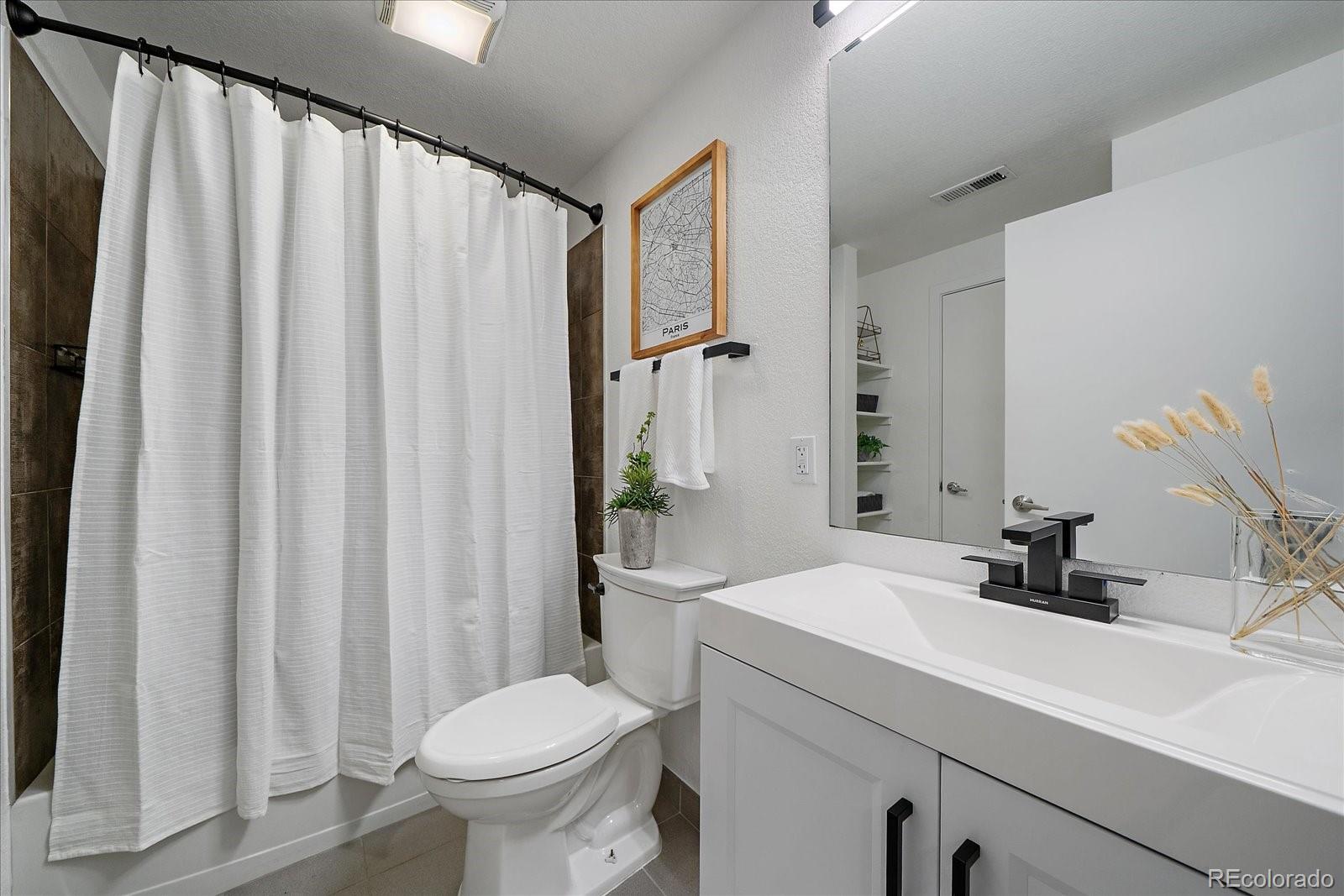 MLS Image #21 for 3033  blake street 123,denver, Colorado