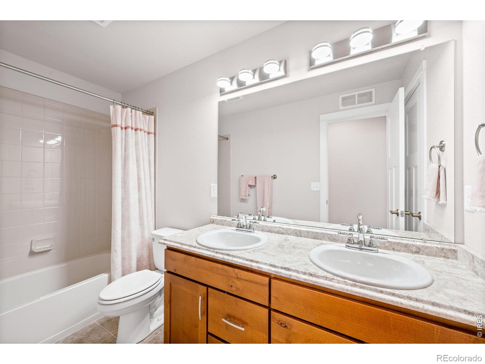 MLS Image #24 for 2433  adobe drive,fort collins, Colorado