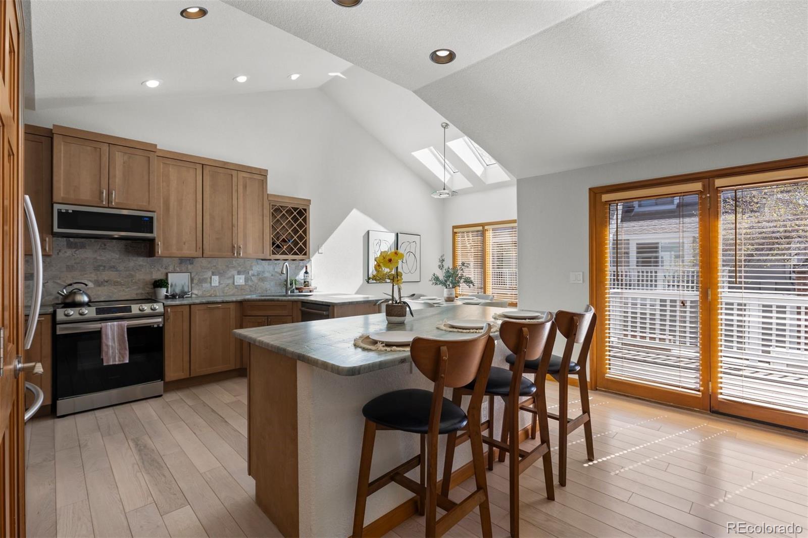 MLS Image #8 for 7592 s monaco way,centennial, Colorado