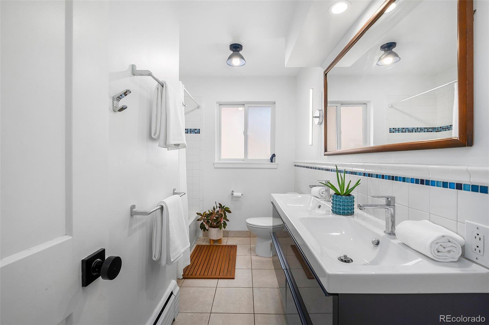 MLS Image #28 for 3187 s dallas court,denver, Colorado