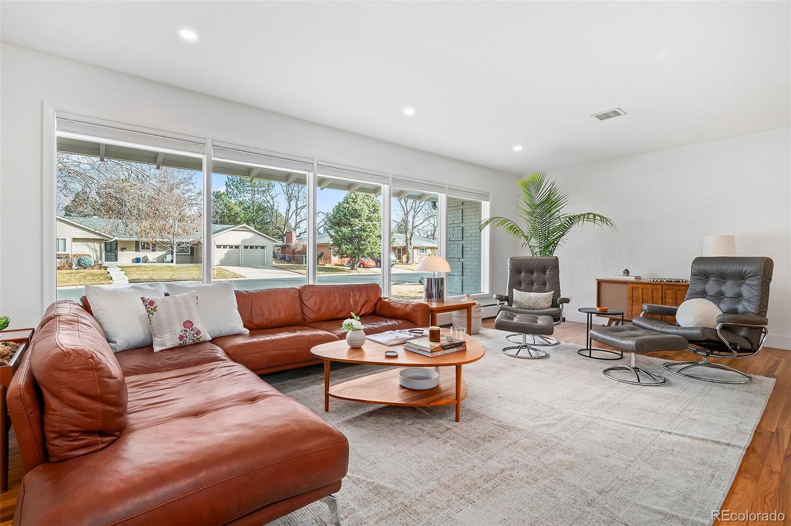 MLS Image #4 for 3187 s dallas court,denver, Colorado
