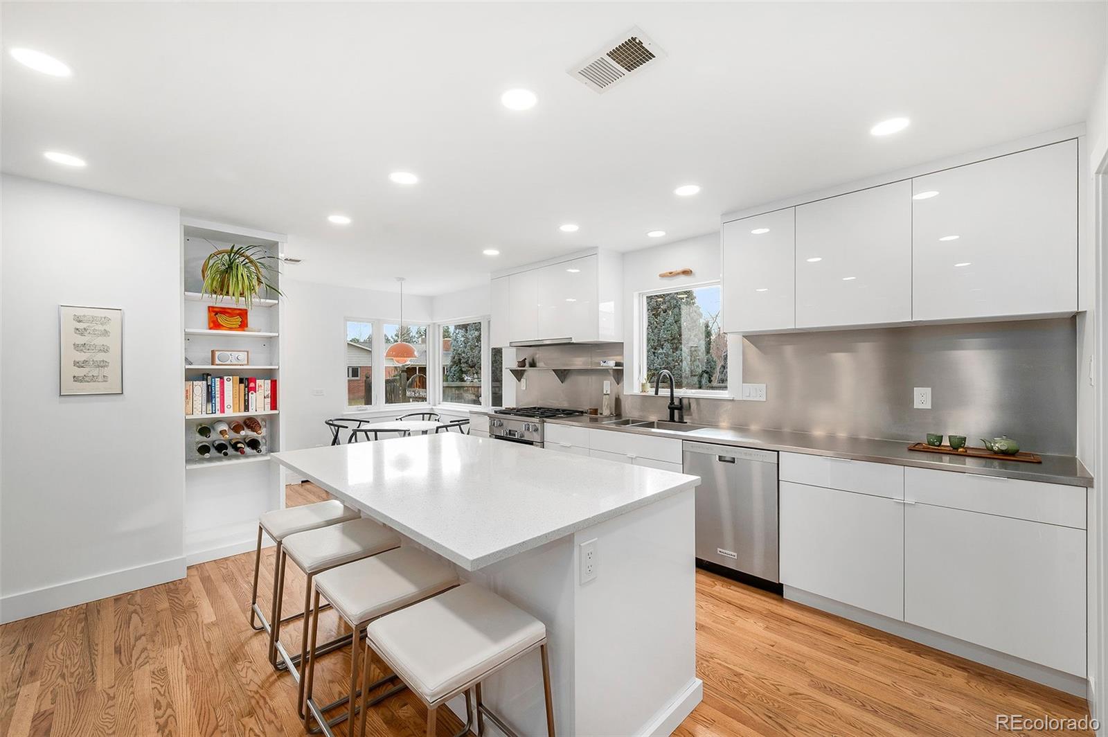 MLS Image #7 for 3187 s dallas court,denver, Colorado