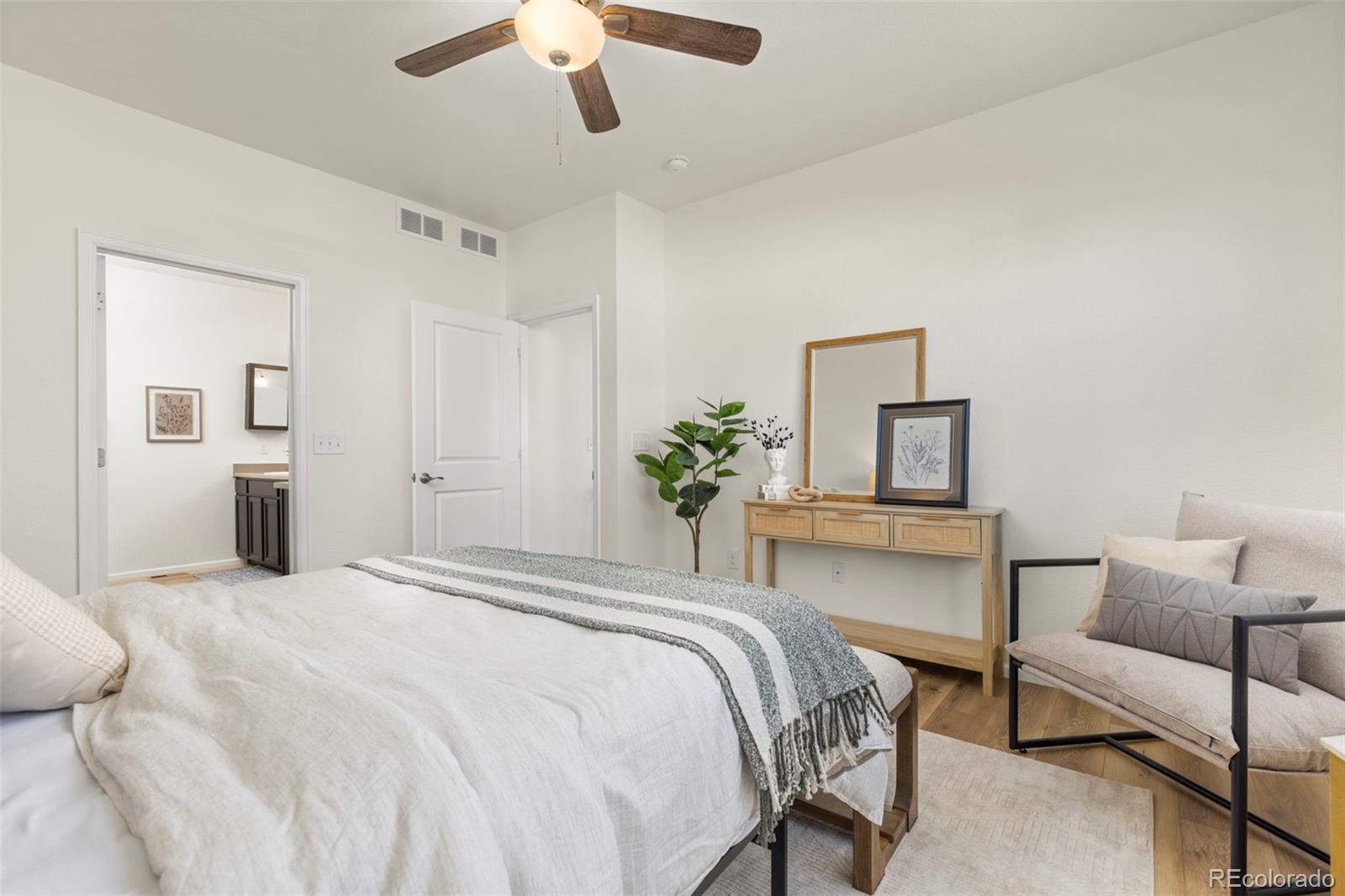 MLS Image #10 for 26873 e archer avenue,aurora, Colorado