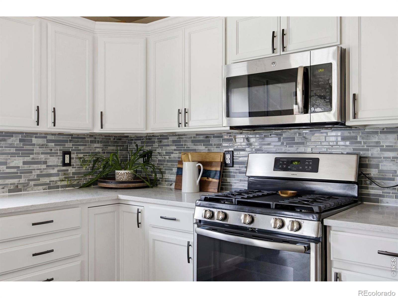MLS Image #11 for 414  prairie clover way,severance, Colorado