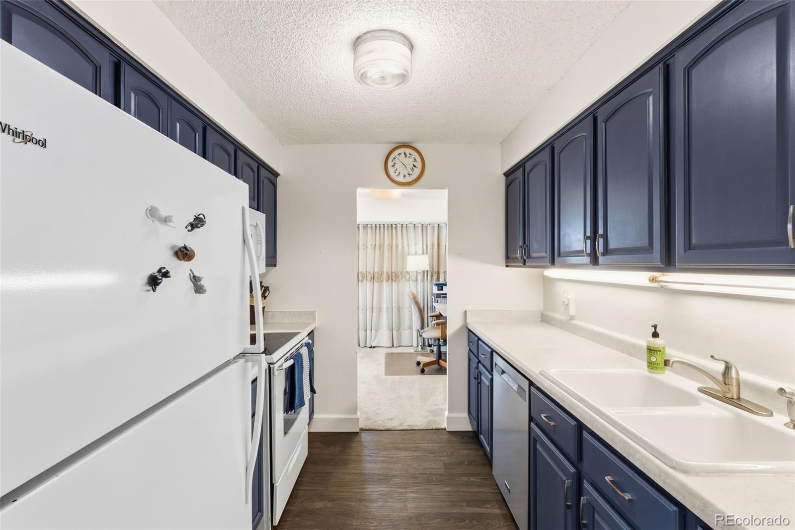 MLS Image #8 for 411  lakewood circle a-212,colorado springs, Colorado