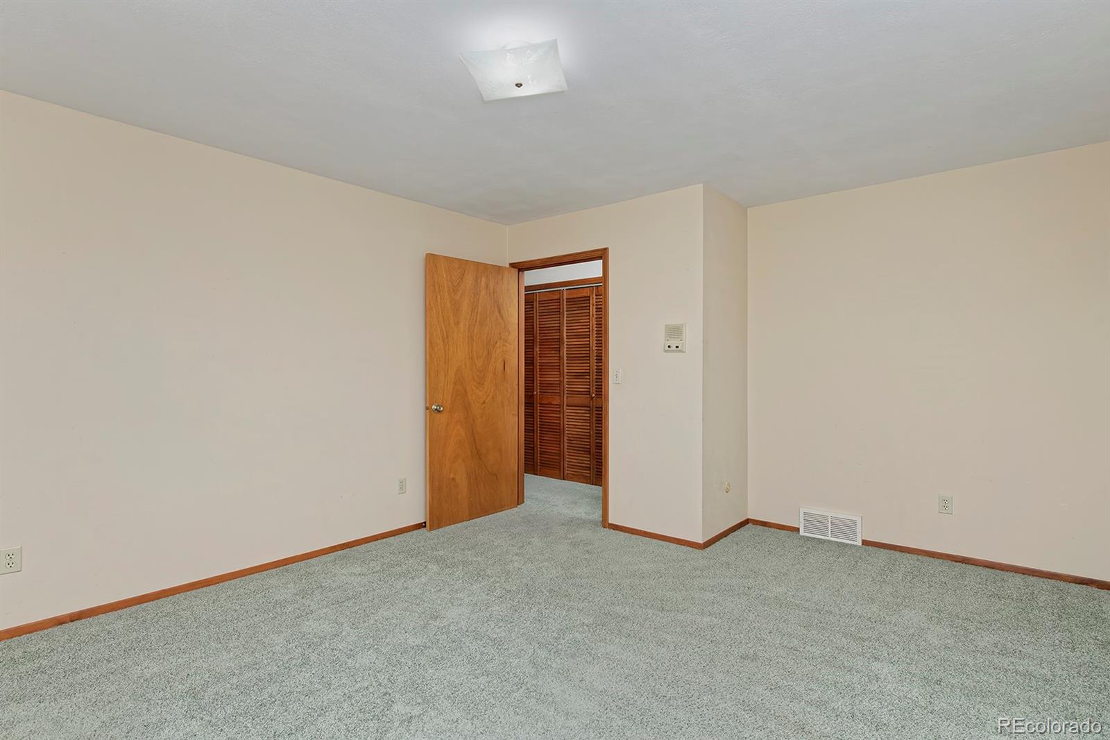MLS Image #33 for 570 w ash street,louisville, Colorado