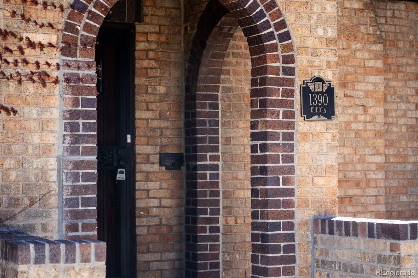 MLS Image #2 for 1390  eudora street,denver, Colorado