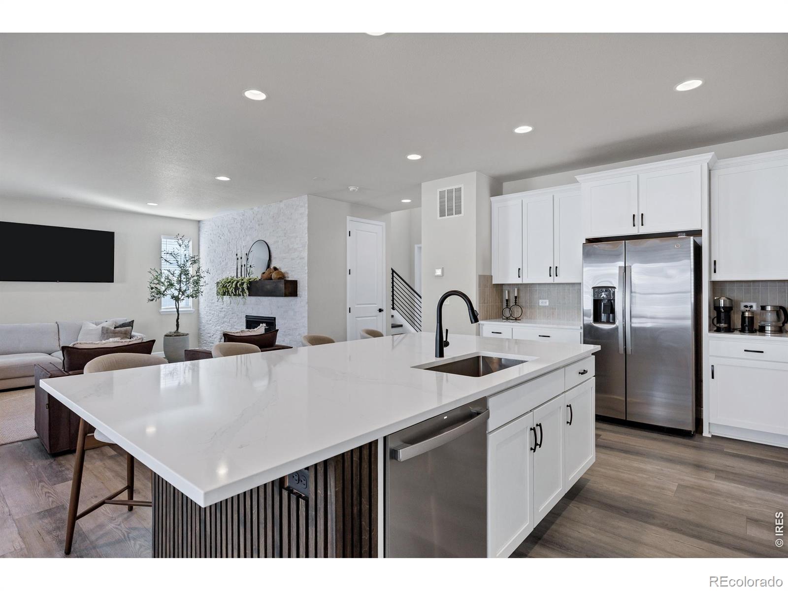 MLS Image #15 for 723  alpine ridge street,erie, Colorado