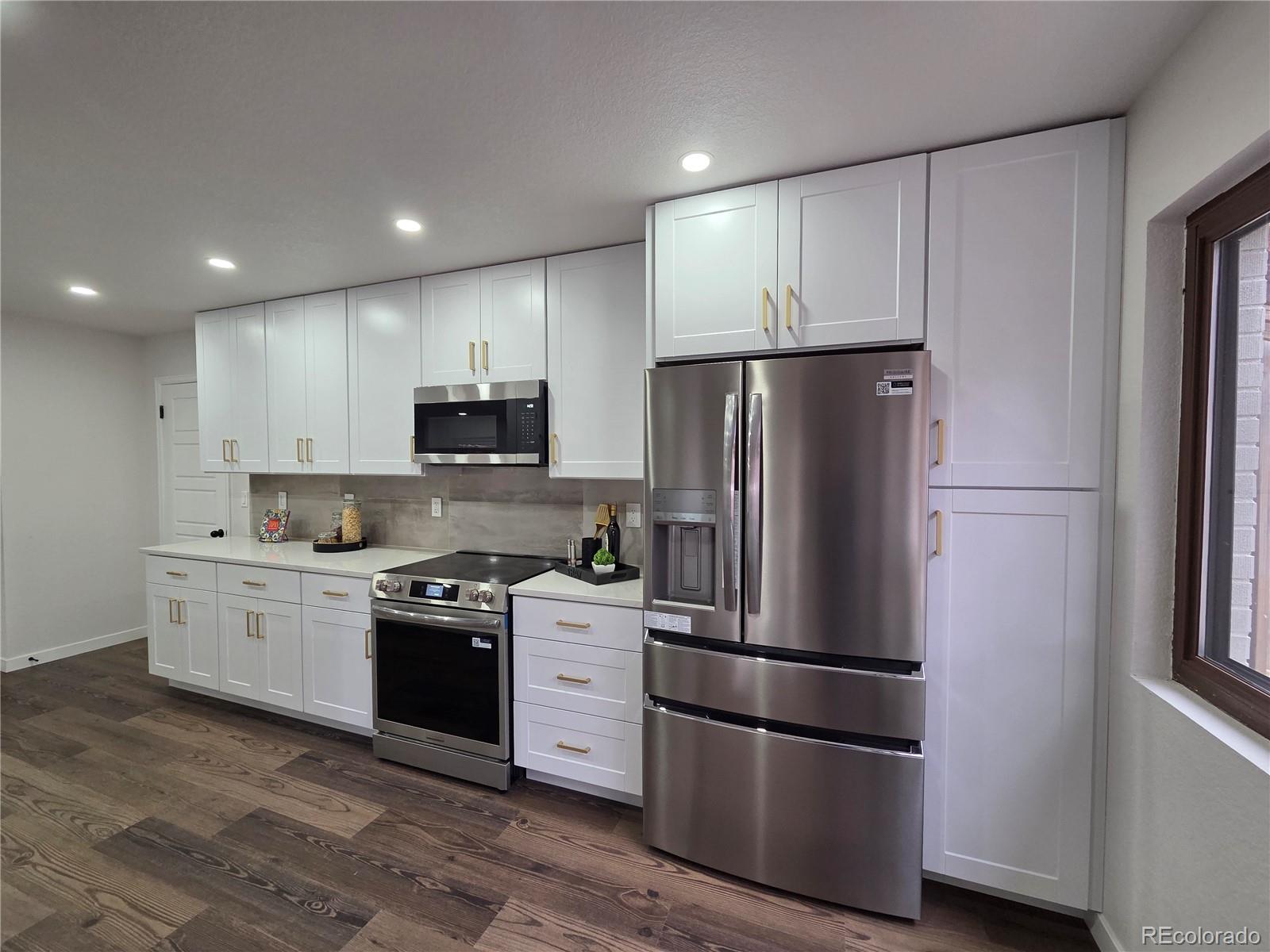 MLS Image #9 for 2341 s kenton street,aurora, Colorado