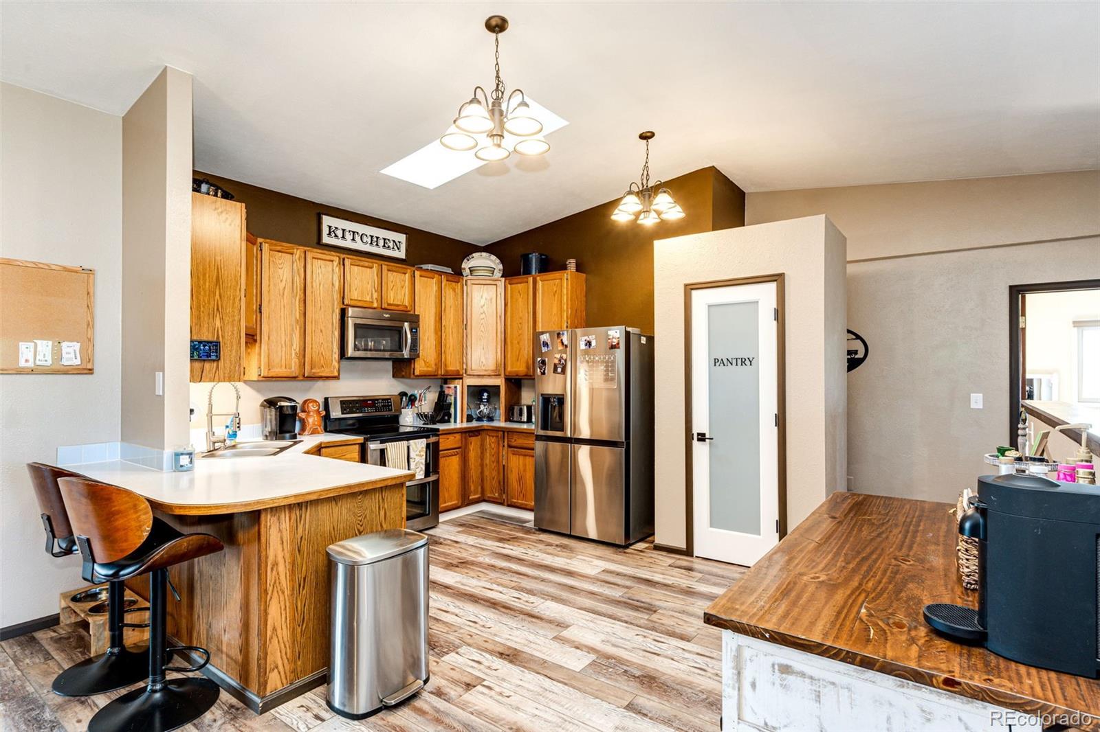 MLS Image #11 for 283 e 3rd place,byers, Colorado