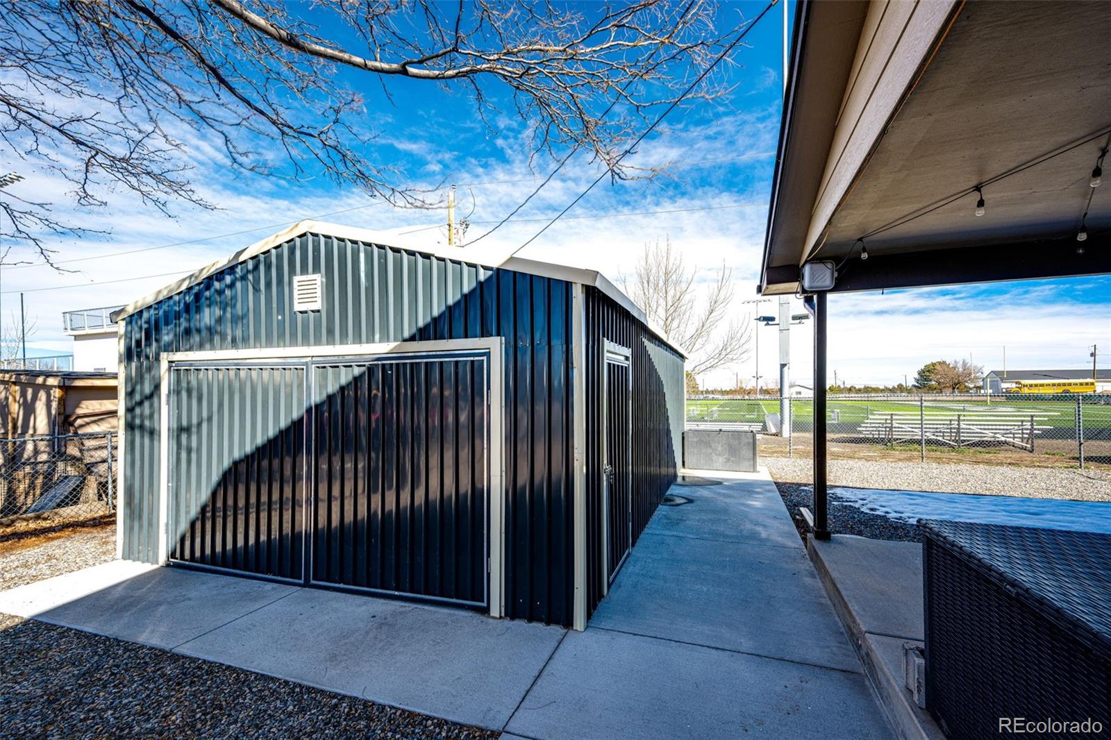 MLS Image #4 for 283 e 3rd place,byers, Colorado