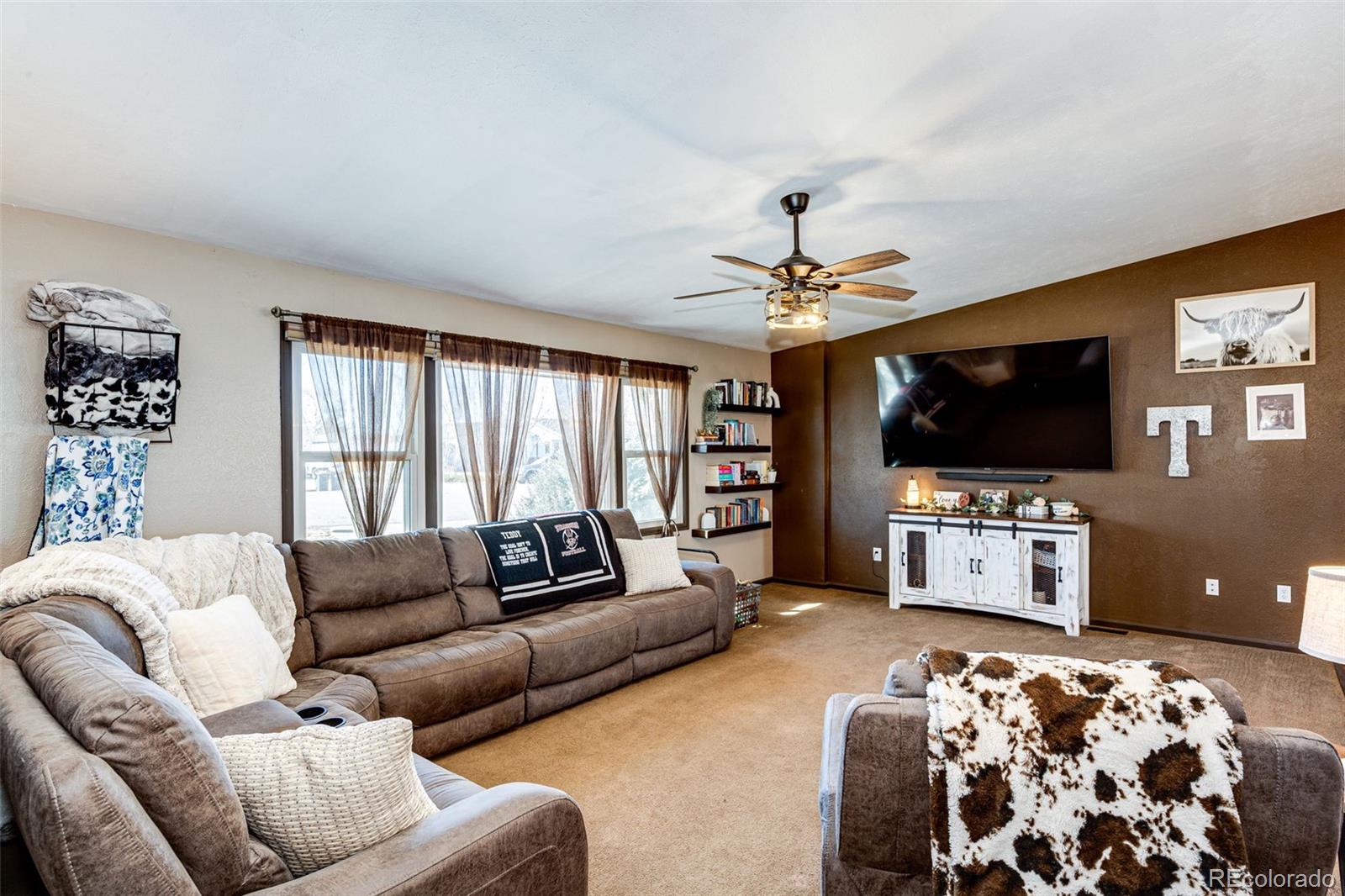 MLS Image #5 for 283 e 3rd place,byers, Colorado