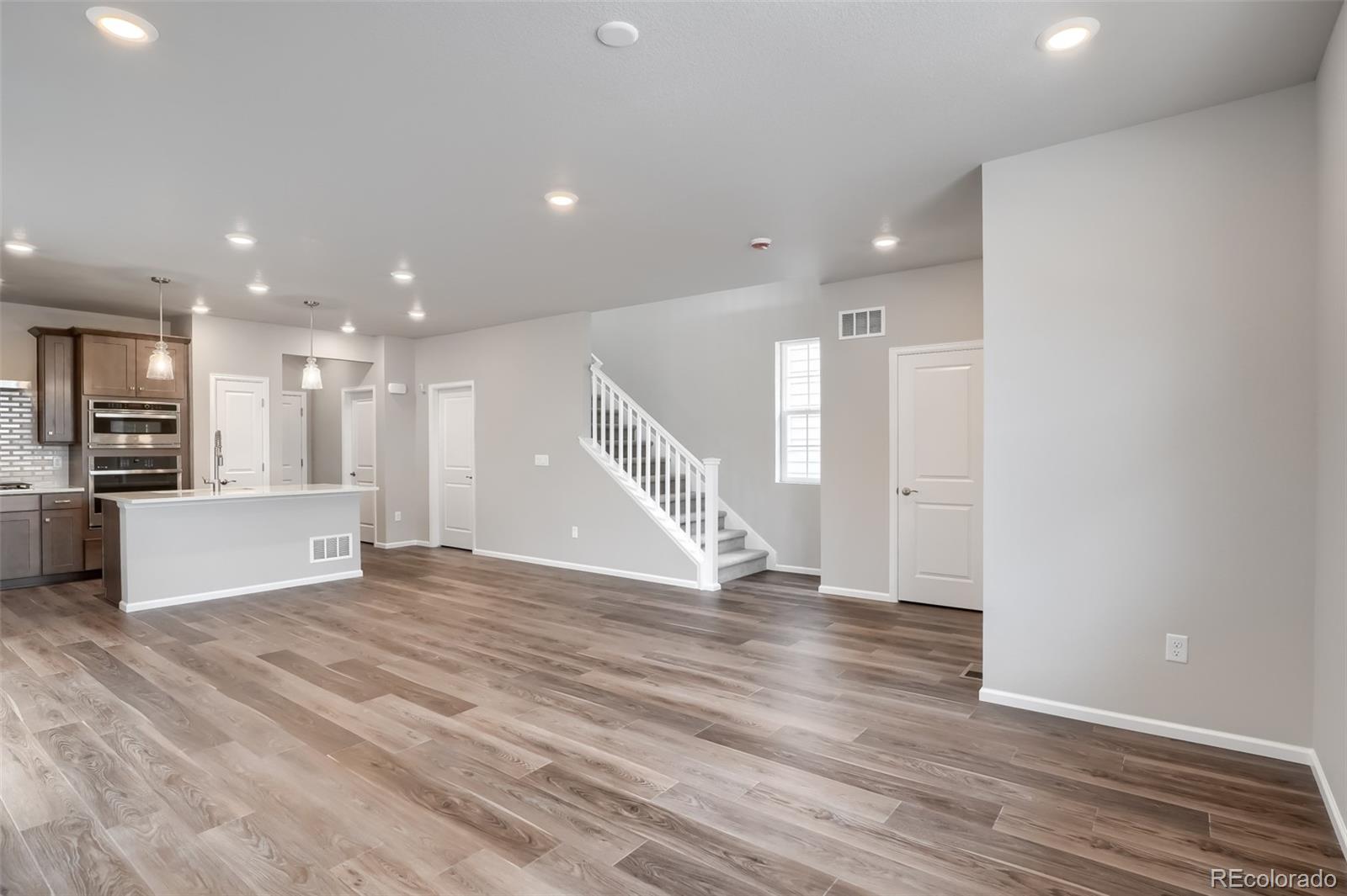 MLS Image #3 for 7312  watercress drive,littleton, Colorado