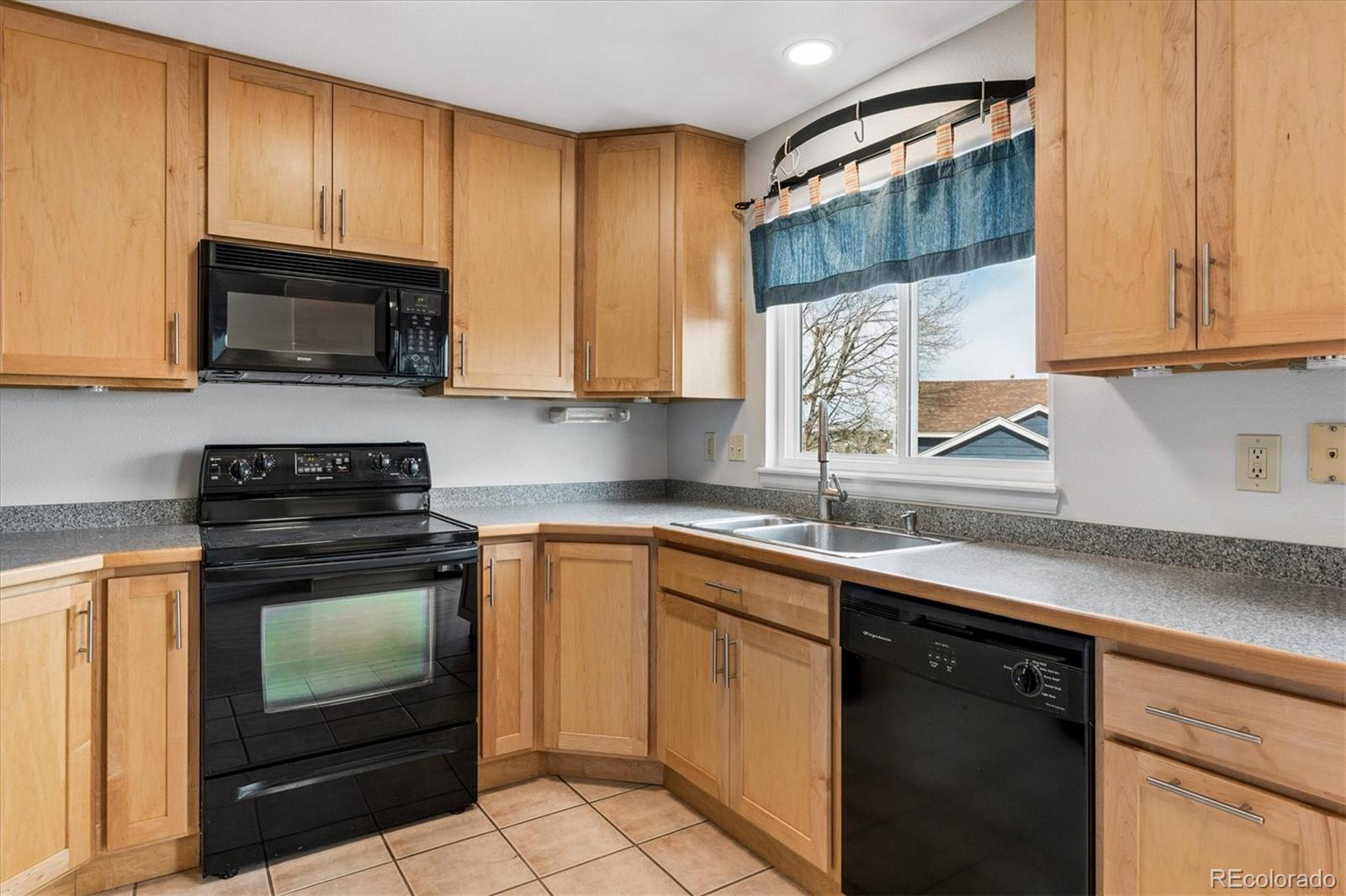 MLS Image #8 for 693  delwood court,highlands ranch, Colorado