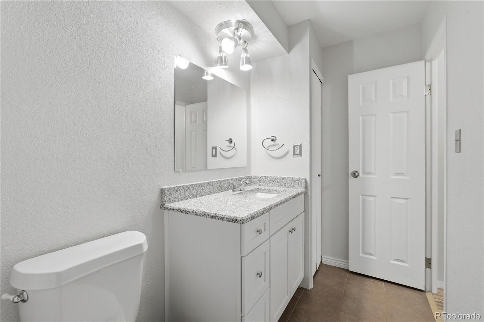MLS Image #22 for 6930 e girard avenue,denver, Colorado
