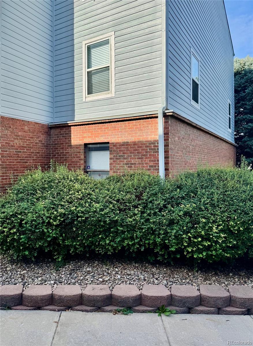 MLS Image #33 for 7665 e eastman avenue,denver, Colorado