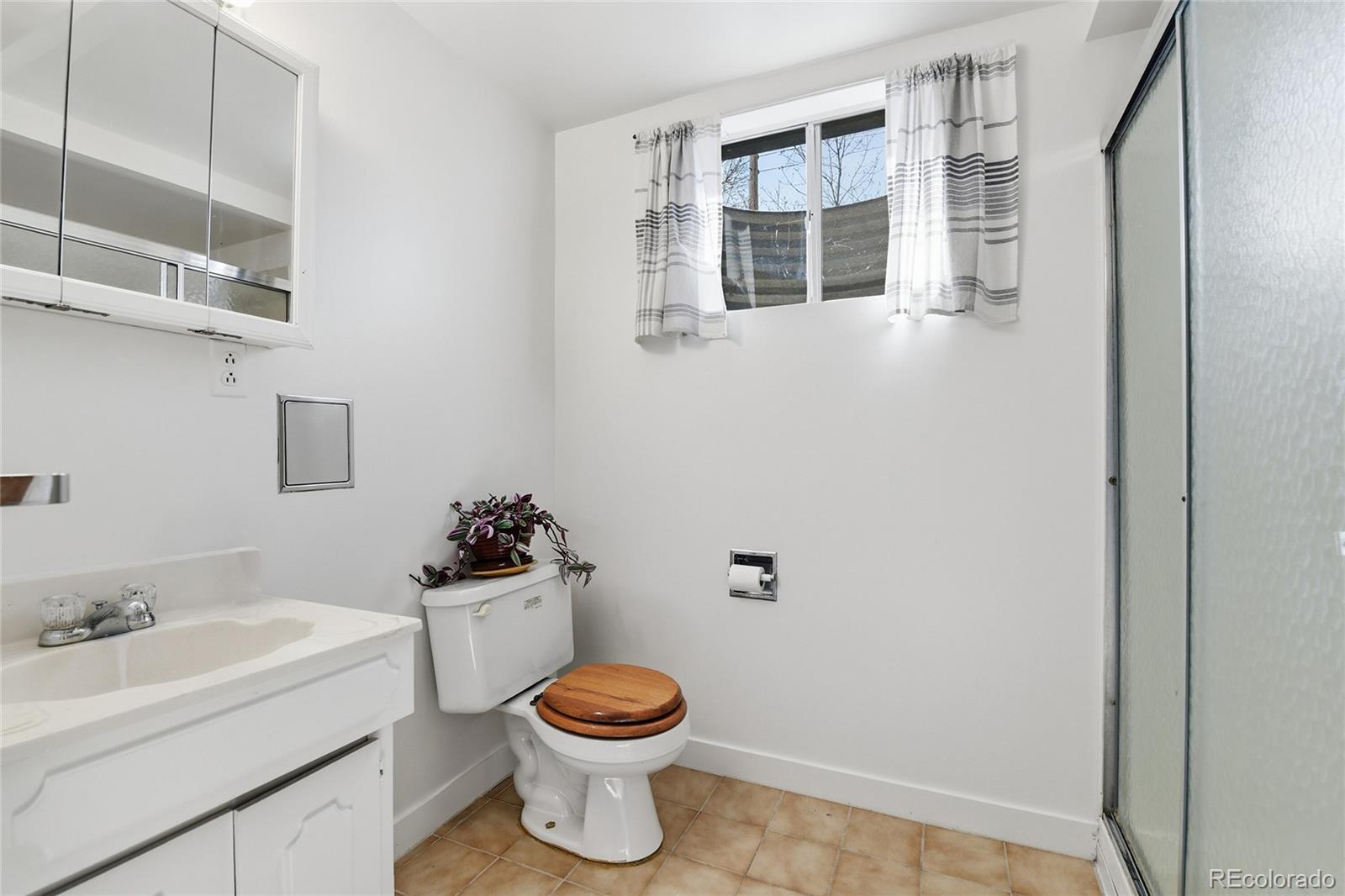 MLS Image #15 for 11950 w alameda parkway,lakewood, Colorado