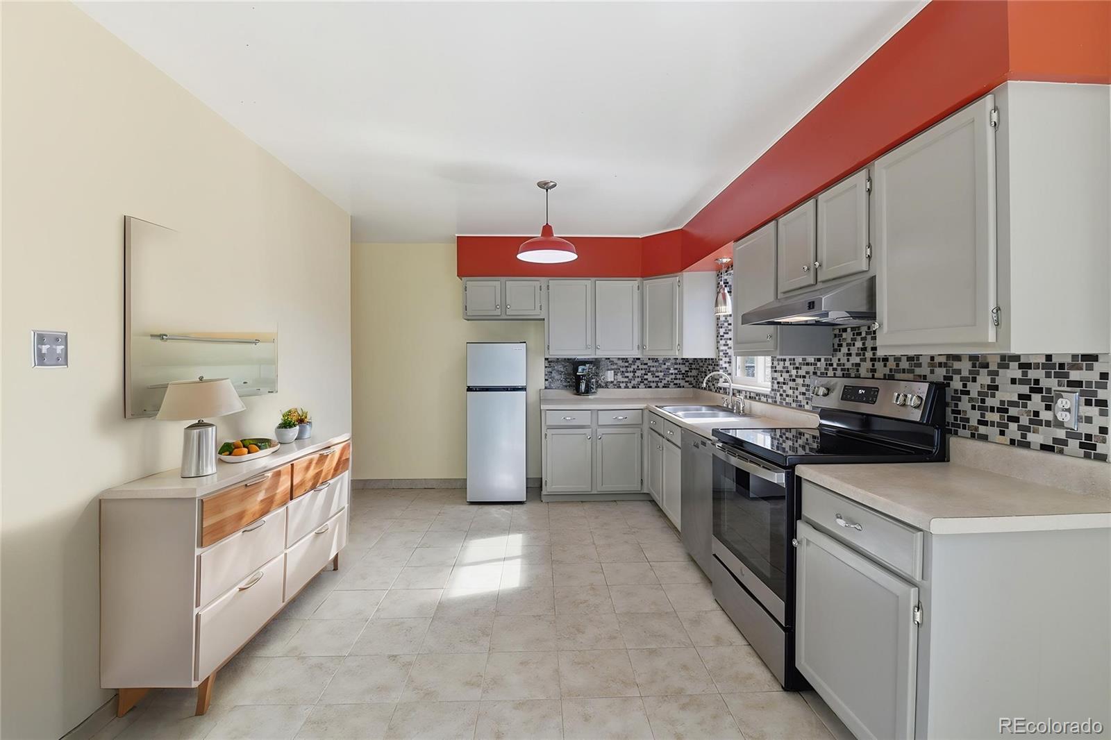 MLS Image #5 for 11950 w alameda parkway,lakewood, Colorado