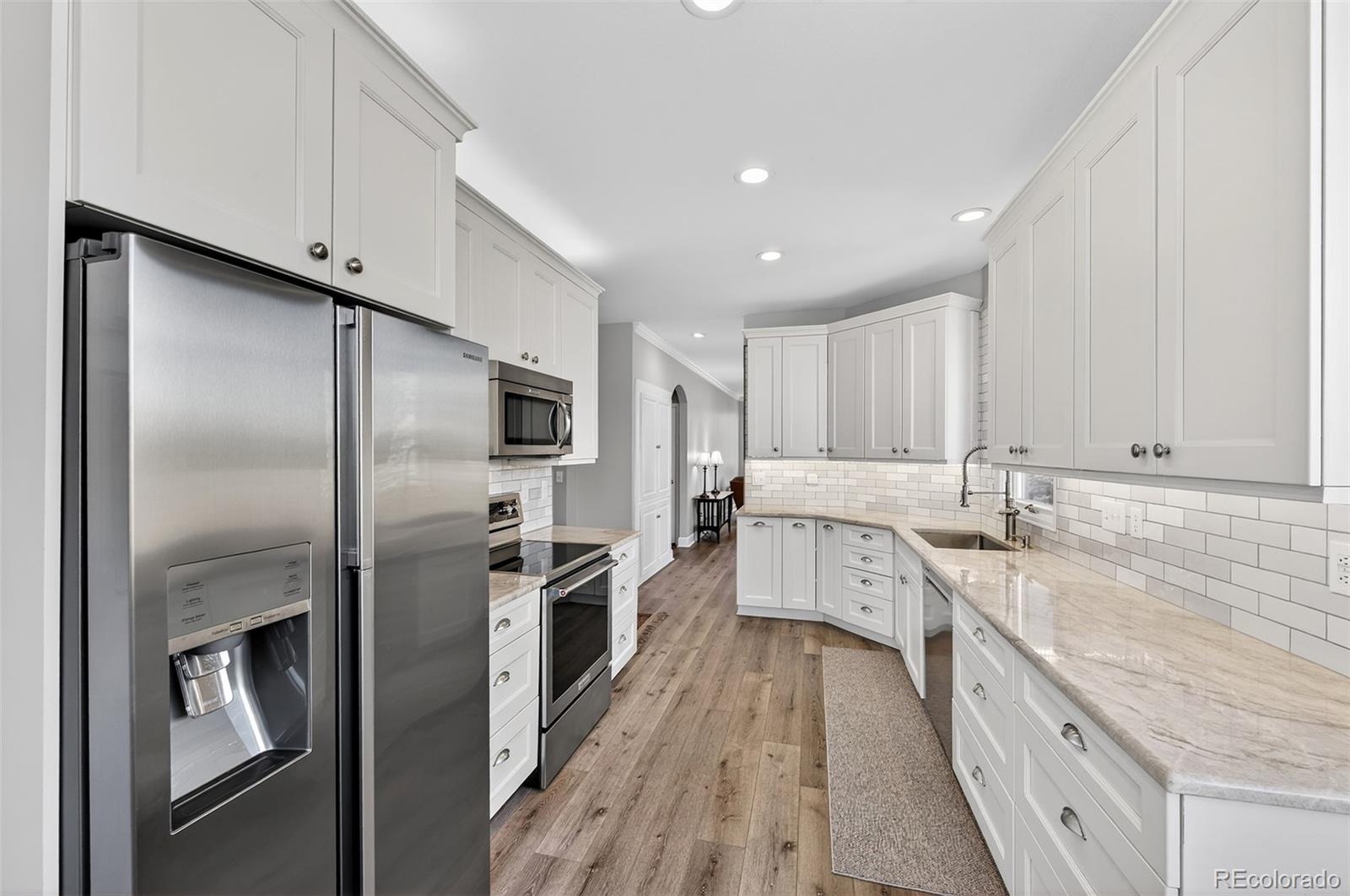MLS Image #12 for 6685  bright water trail,littleton, Colorado