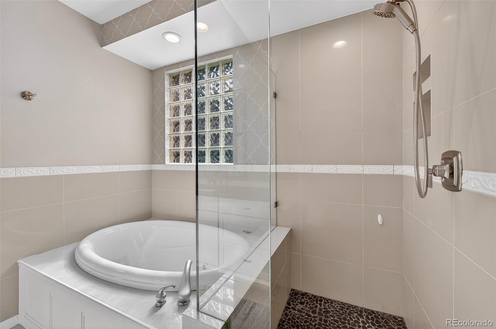 MLS Image #17 for 6685  bright water trail,littleton, Colorado