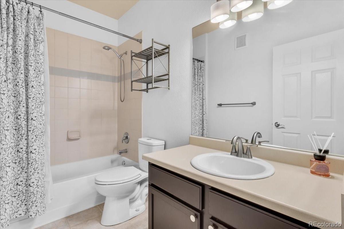 MLS Image #14 for 22655 e ontario drive,aurora, Colorado