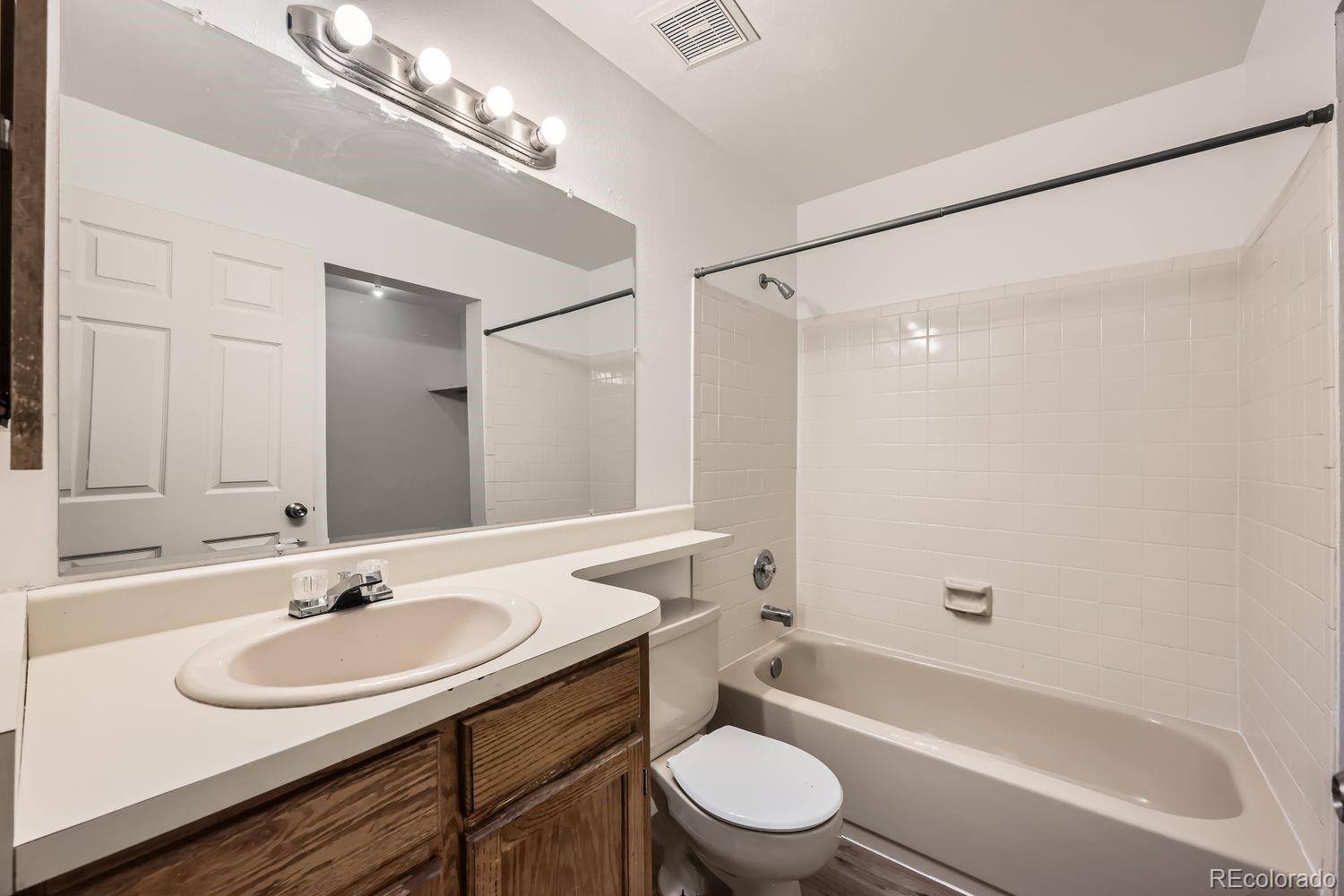 MLS Image #14 for 18073 e ohio avenue 203,aurora, Colorado