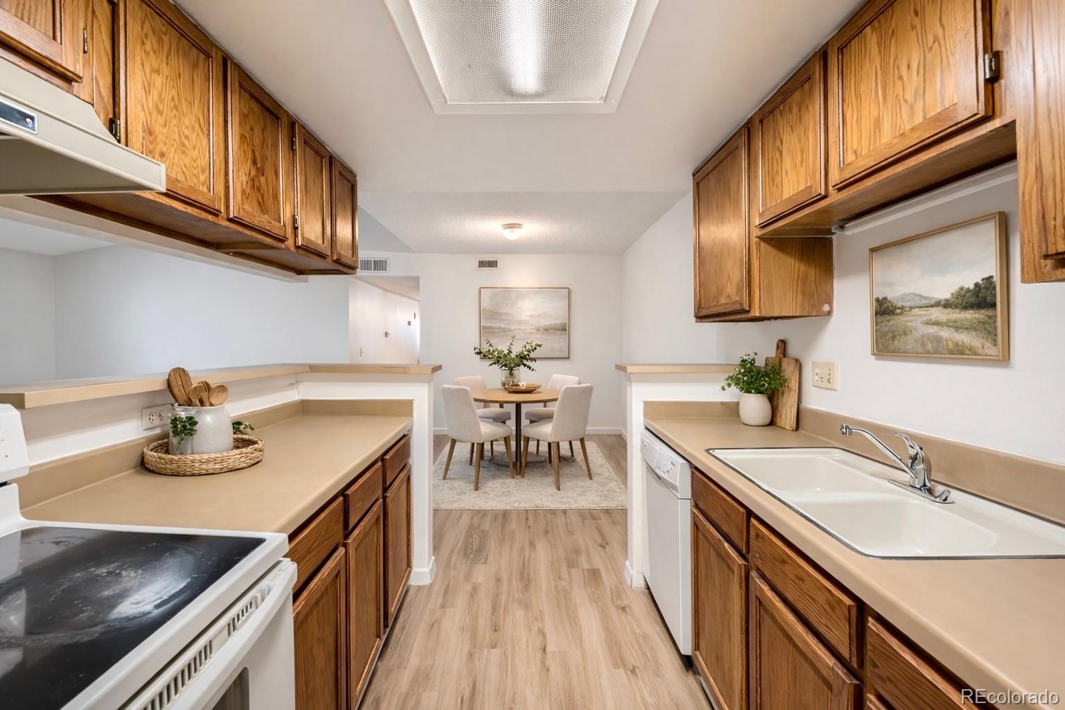 MLS Image #3 for 18073 e ohio avenue 203,aurora, Colorado