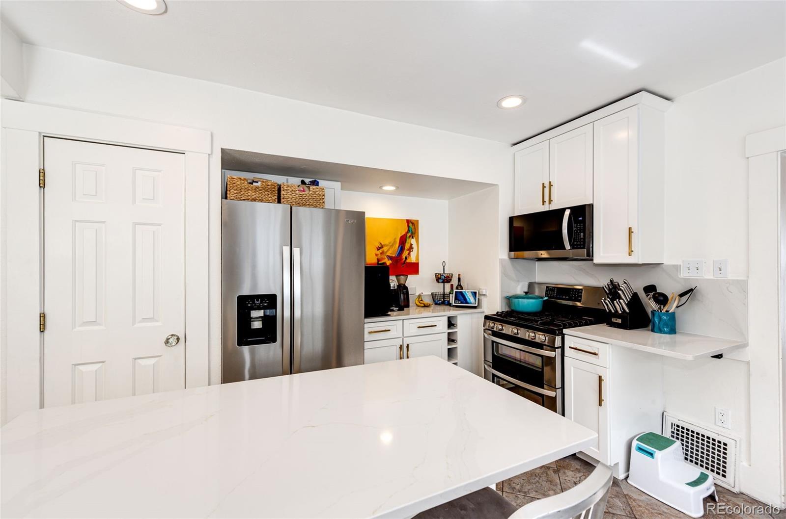 MLS Image #12 for 1321 s franklin street,denver, Colorado
