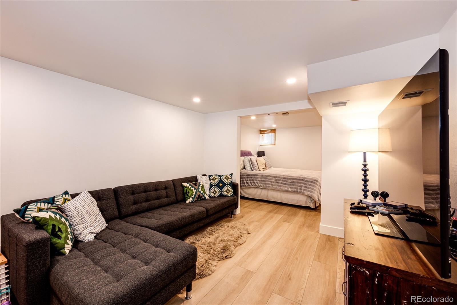 MLS Image #24 for 1321 s franklin street,denver, Colorado