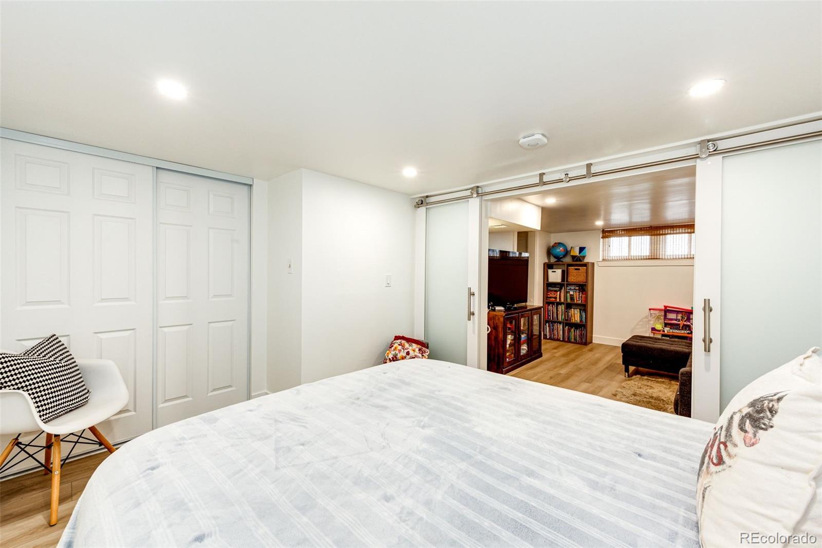 MLS Image #25 for 1321 s franklin street,denver, Colorado