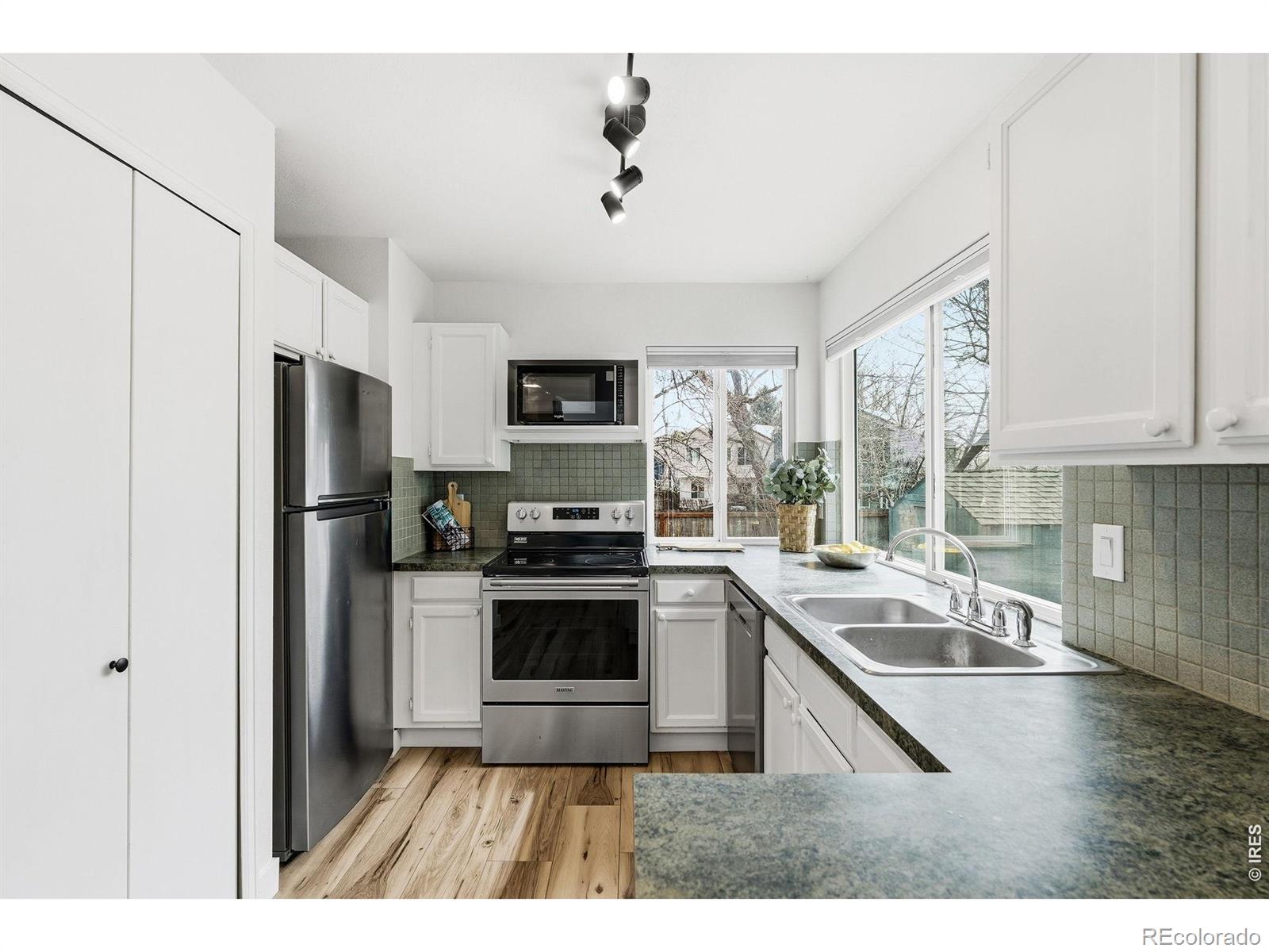 MLS Image #12 for 4072  crystal court,boulder, Colorado