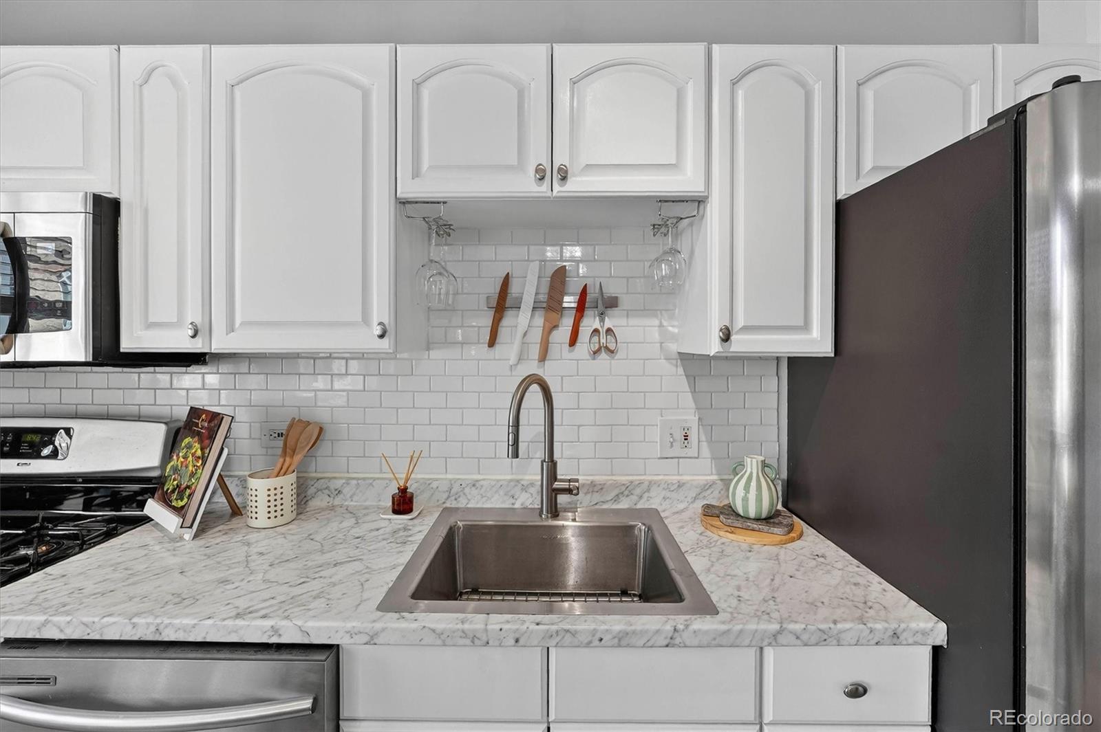 MLS Image #13 for 1101  bellaire street,denver, Colorado