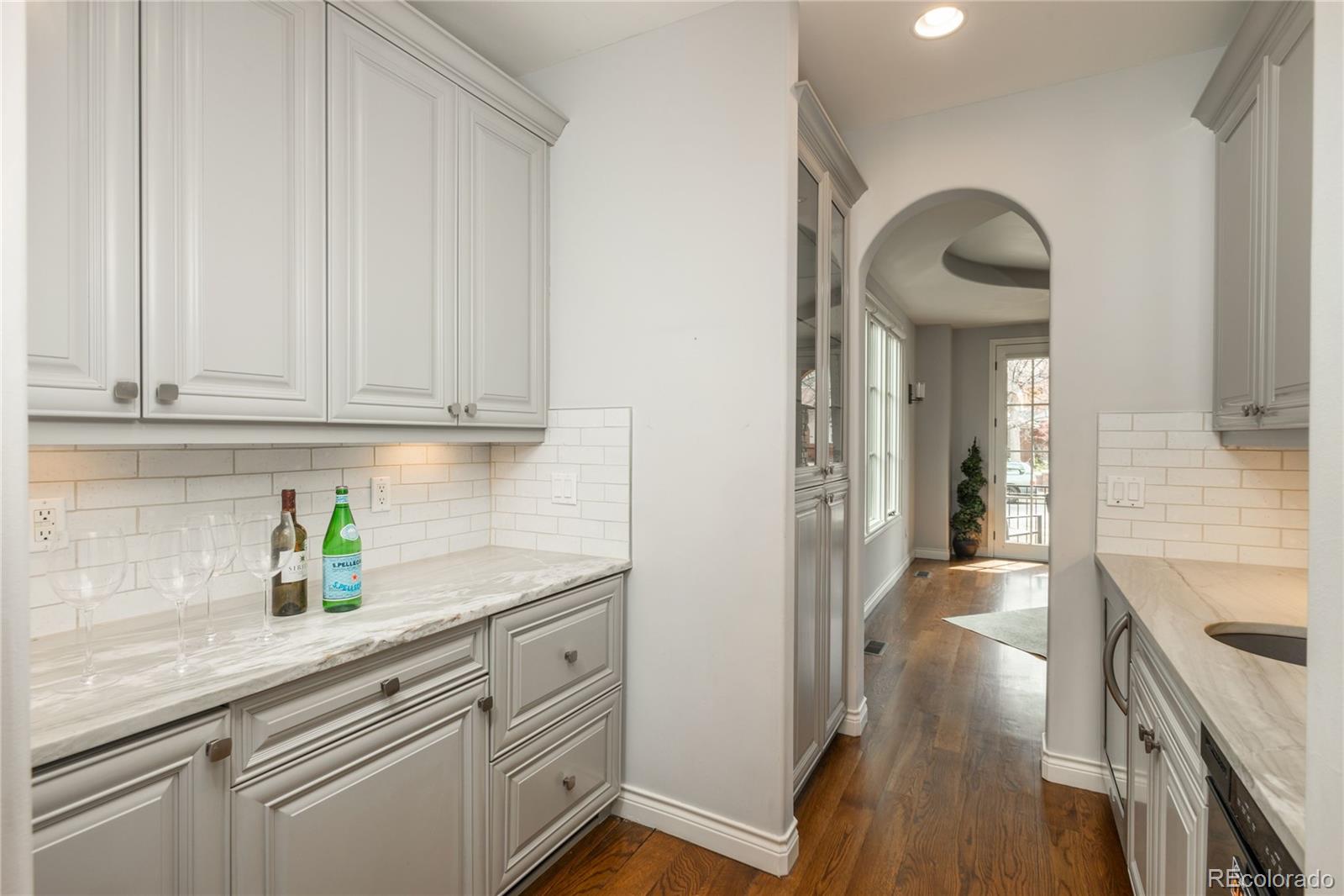 MLS Image #14 for 1315 s lafayette street,denver, Colorado