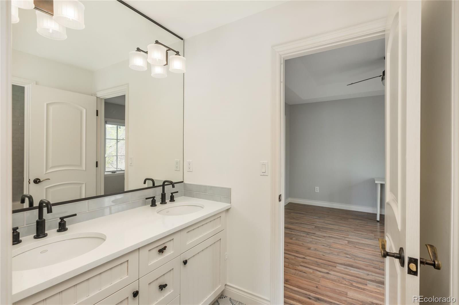 MLS Image #23 for 1315 s lafayette street,denver, Colorado