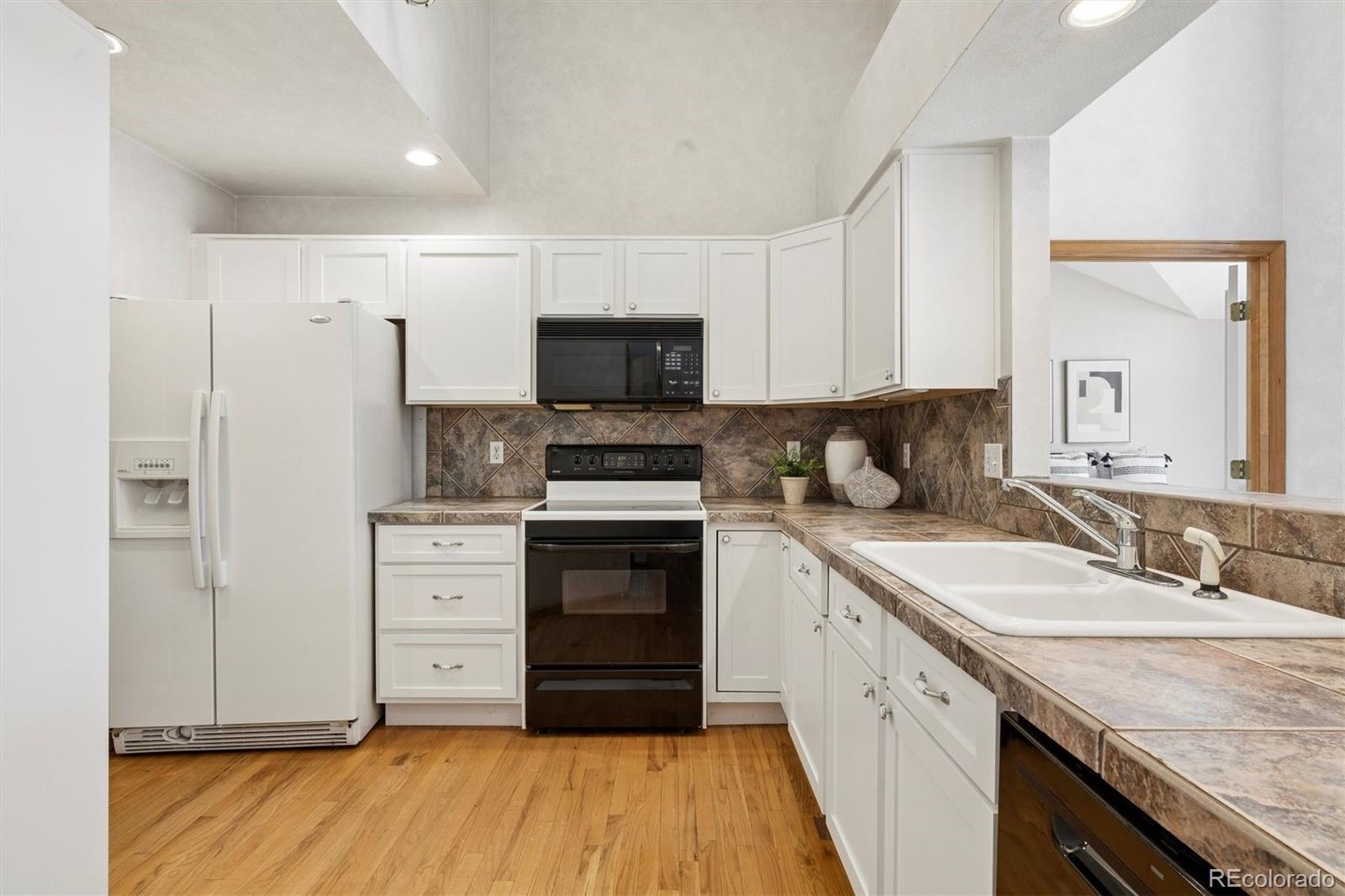MLS Image #12 for 2166 s troy way ,aurora, Colorado