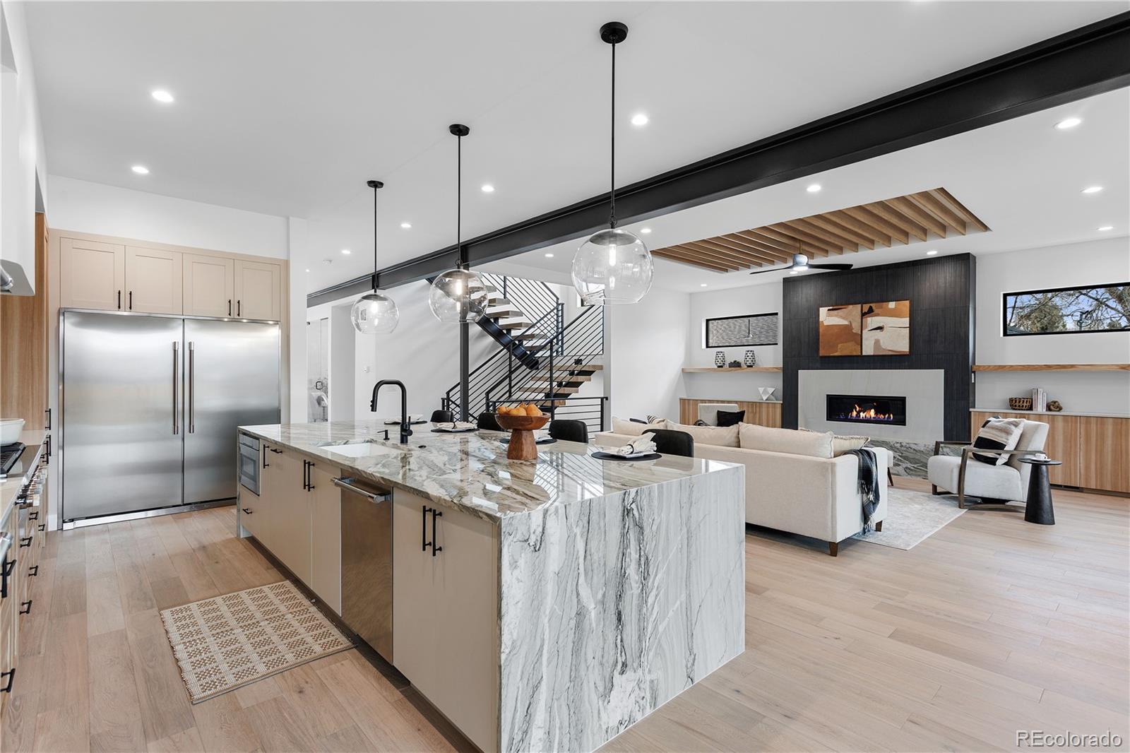 MLS Image #15 for 2701 s cook street,denver, Colorado