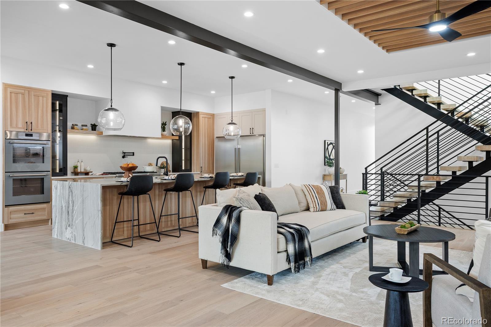 MLS Image #4 for 2701 s cook street,denver, Colorado
