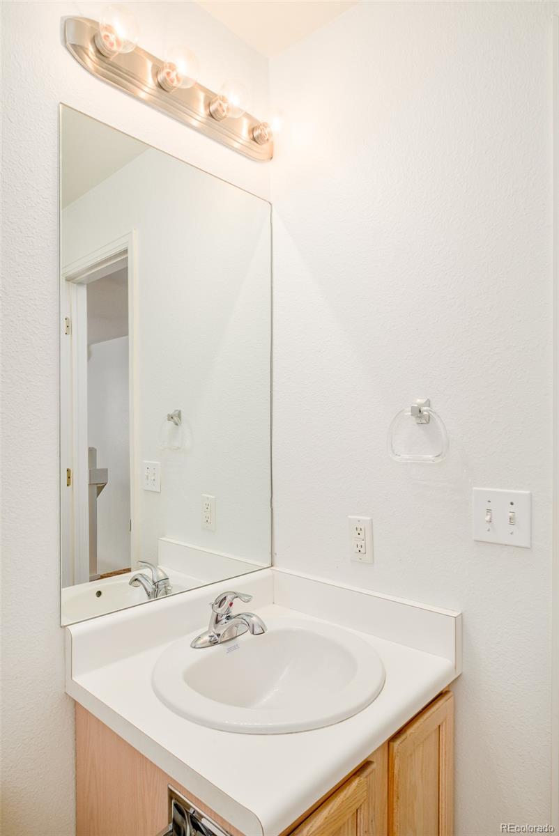 MLS Image #16 for 1631 s deframe street b5,lakewood, Colorado