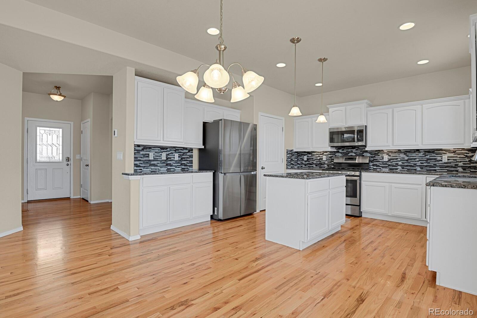 MLS Image #4 for 10672  echo canyon drive,colorado springs, Colorado
